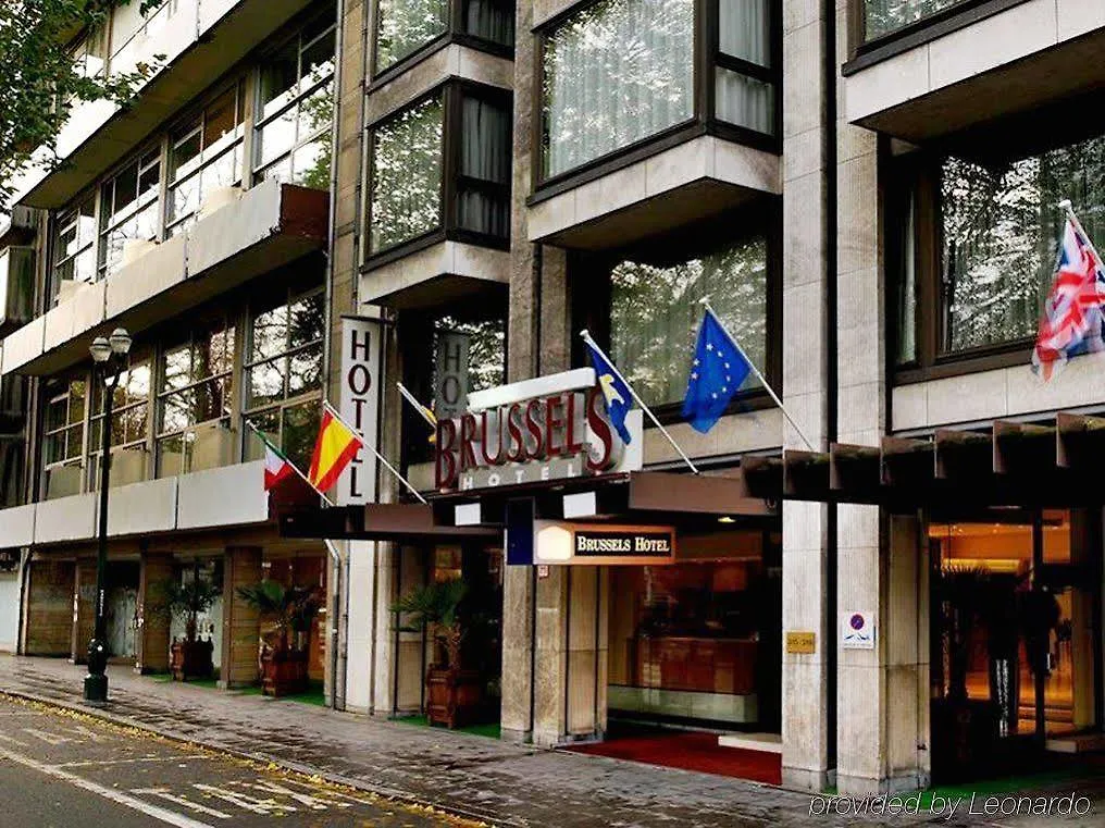 Hotel Bruksela 4*,